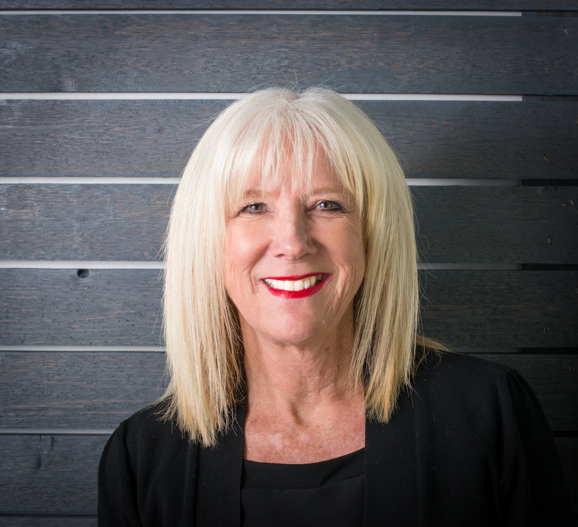 Cathy Head Shot