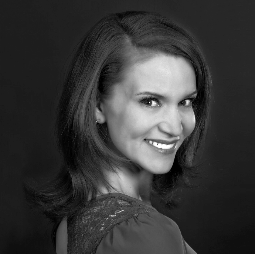 KateFischer_Headshot bw sq